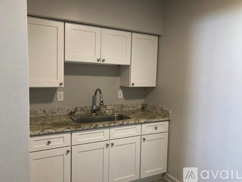 251 Barry Ave Studio Apartment for Rent