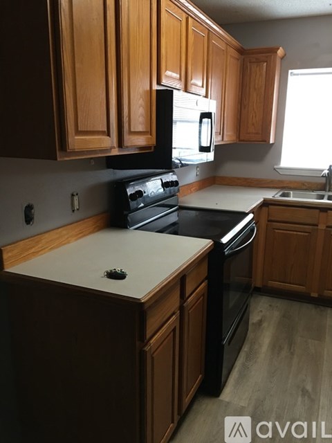 3300 North 5Th Street 3 Beds Apartment for Rent
