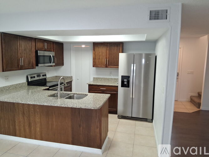 6883 Whitman Court 3 Beds Single Family Home for Rent - Photo gallery 1