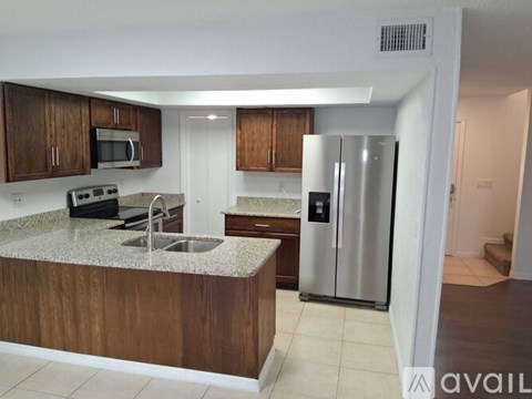 6883 Whitman Court 3 Beds Apartment for Rent