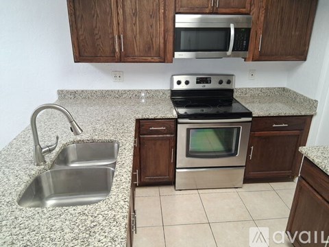 6883 Whitman Court 3 Beds Apartment for Rent