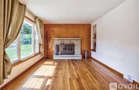 211 Neely School Road 4 Beds Apartment for Rent