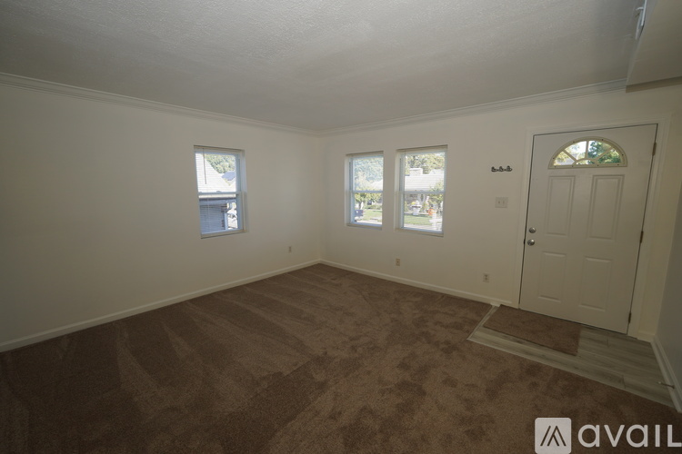 7808 Highpoint Rd 2 Beds Apartment for Rent - Photo gallery 4