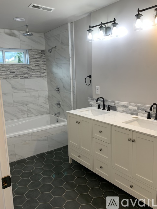 1042 Grinder Switch Lane 3 Beds Single Family Home for Rent - Photo gallery 1