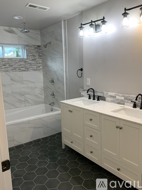 1042 Grinder Switch Lane 3 Beds Apartment for Rent