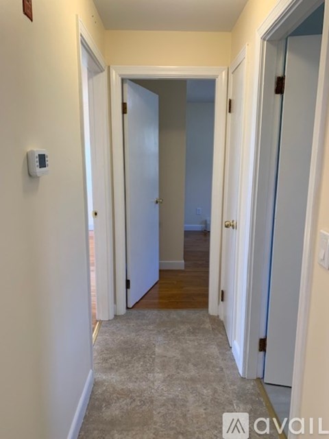 107 Salisbury St 2 Beds Apartment for Rent