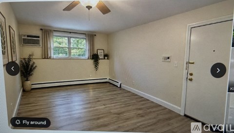 6 Venice Street Studio Apartment for Rent