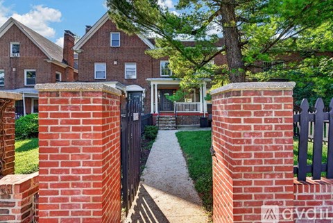 3802 Greenmount Avenue 4 Beds Apartment for Rent