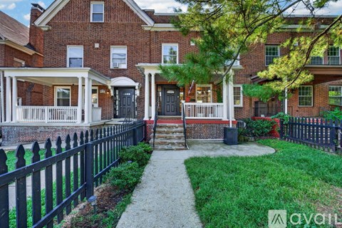 3802 Greenmount Avenue 4 Beds Apartment for Rent