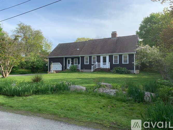 55 Ledge Road 3 Beds Single Family Home for Rent - Photo gallery 1