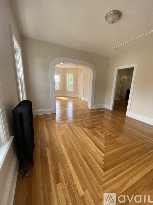 13 Magill Street #2 2 Beds Single Family Home for Rent - Photo gallery 4