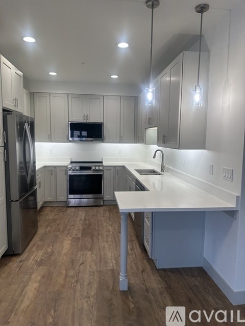 6223 Shiloh Avenue 2 Beds Apartment for Rent