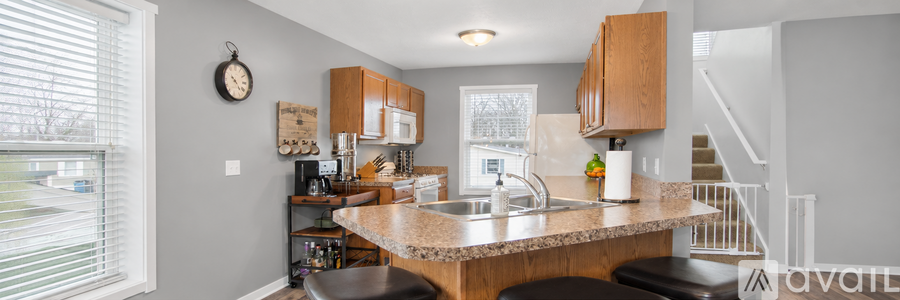 11250 Kistler Avenue 3 Beds Townhouse for Rent - Photo gallery 2