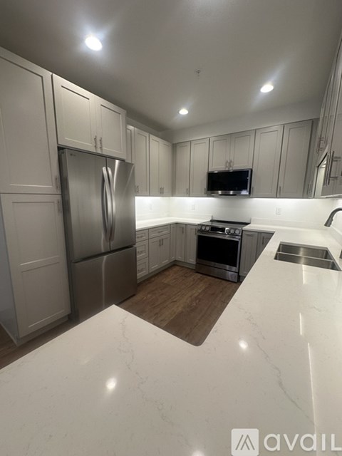 6221 Shiloh Avenue 2 Beds Apartment for Rent