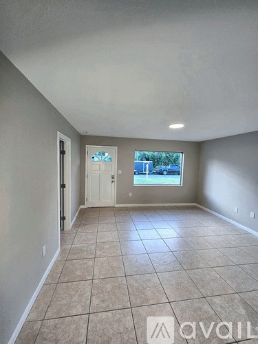 1857 Glenwood Drive 4 Beds Apartment for Rent