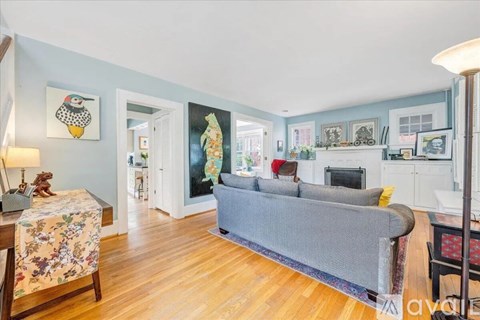 2126 Carolina Ave SW 3 Beds Apartment for Rent