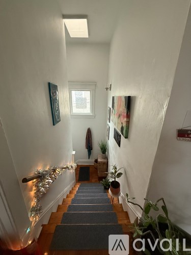 422 Woods Ave SW 3 Beds Apartment for Rent