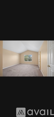 946 Cynthia Lane 4 Beds Single Family Home for Rent - Photo gallery 1