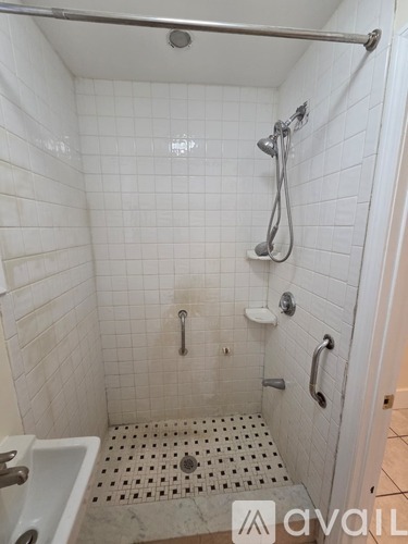 779 Columbia Road 3 Beds Condo for Rent - Photo gallery 2