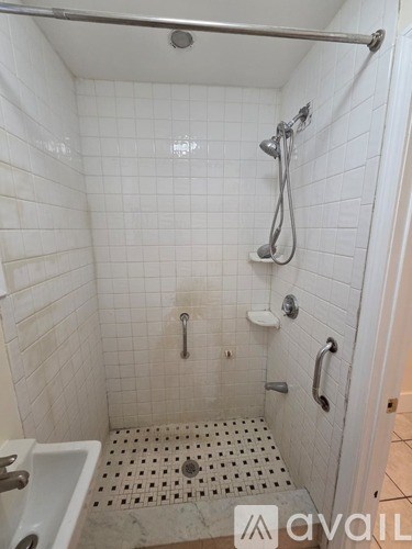 779 Columbia Road 3 Beds Apartment for Rent