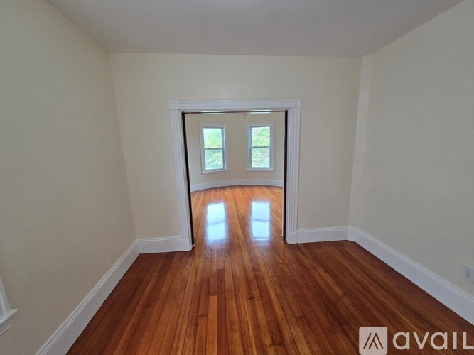 779 Columbia Road 3 Beds Condo for Rent - Photo gallery 5