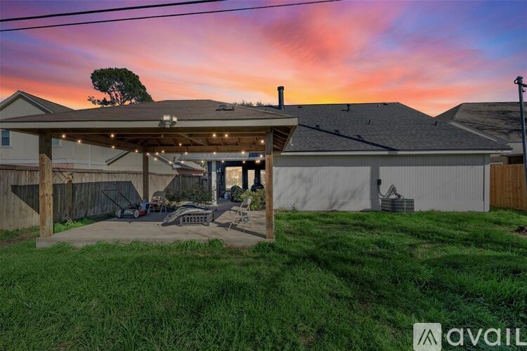 14507 Bladenboro Drive 3 Beds Single Family Home for Rent - Photo gallery 4