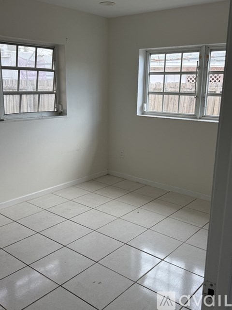 9499 Jamaica Drive 4 Beds Apartment for Rent