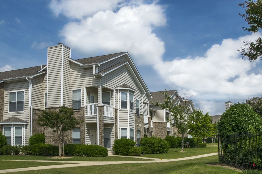 photos and video of waterford place apartments in memphis, tn