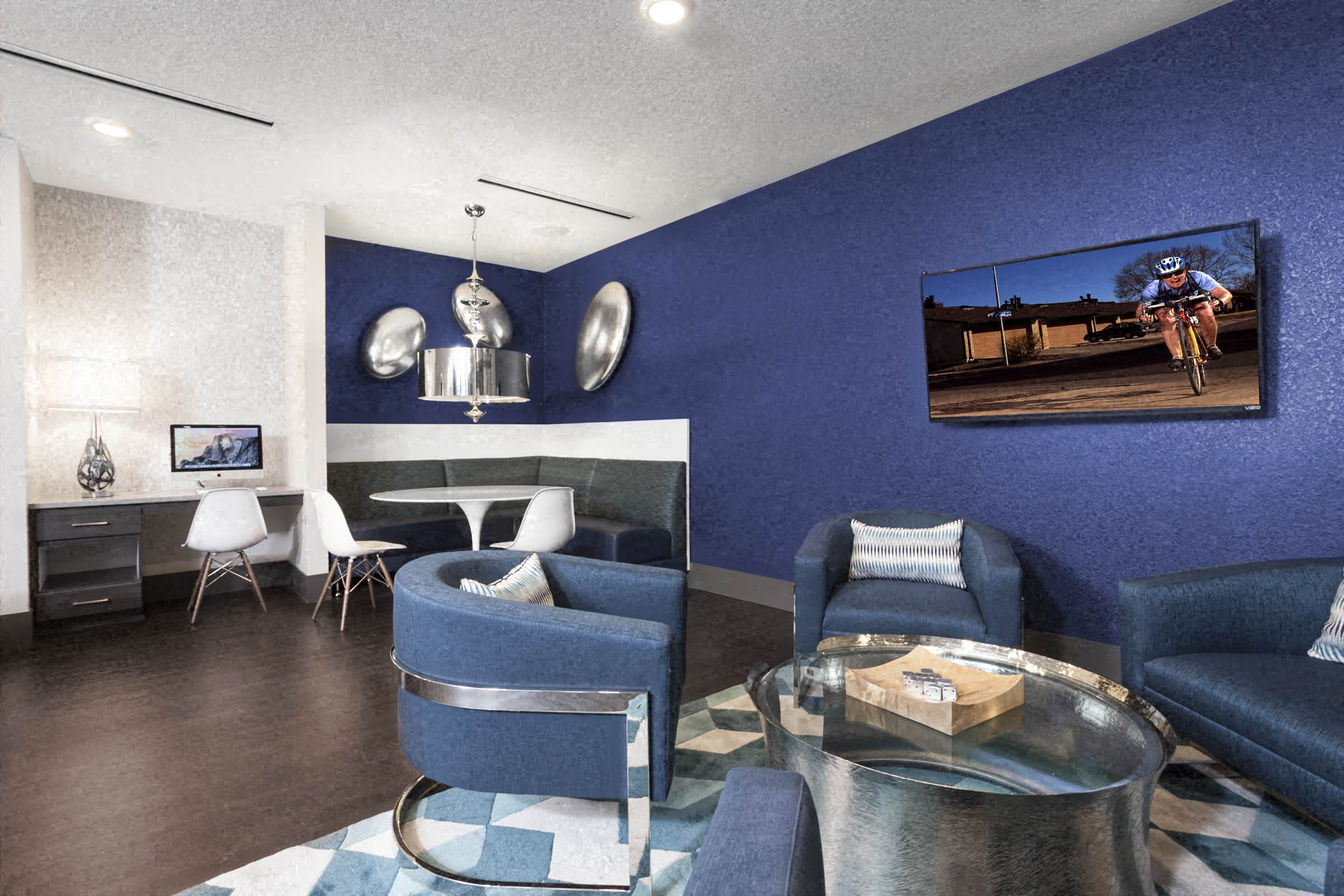 Studio LoHi - Denver, CO - resident lounge