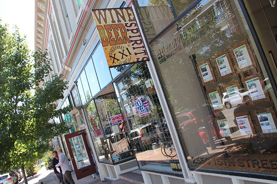 Studio LoHi - Denver, CO - nearby dining and shopping