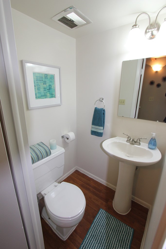 Photos and Video of Rivers Edge Apartments in Dayton