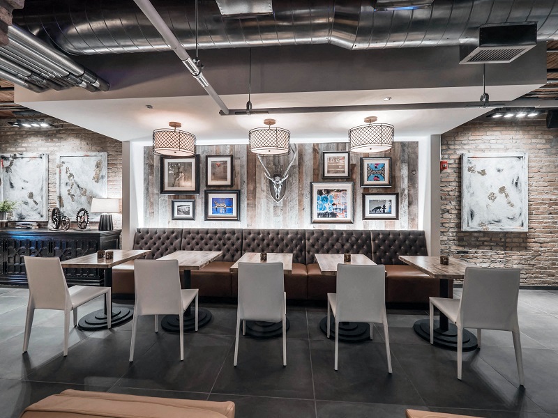 Chicago luxury apartment game room amenity with bar and tv room