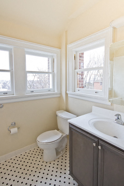 Bathroom with polka dot tile
