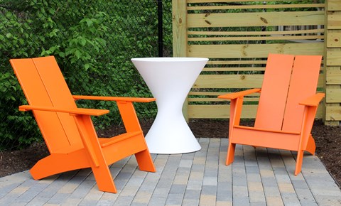 carson street commons grill area