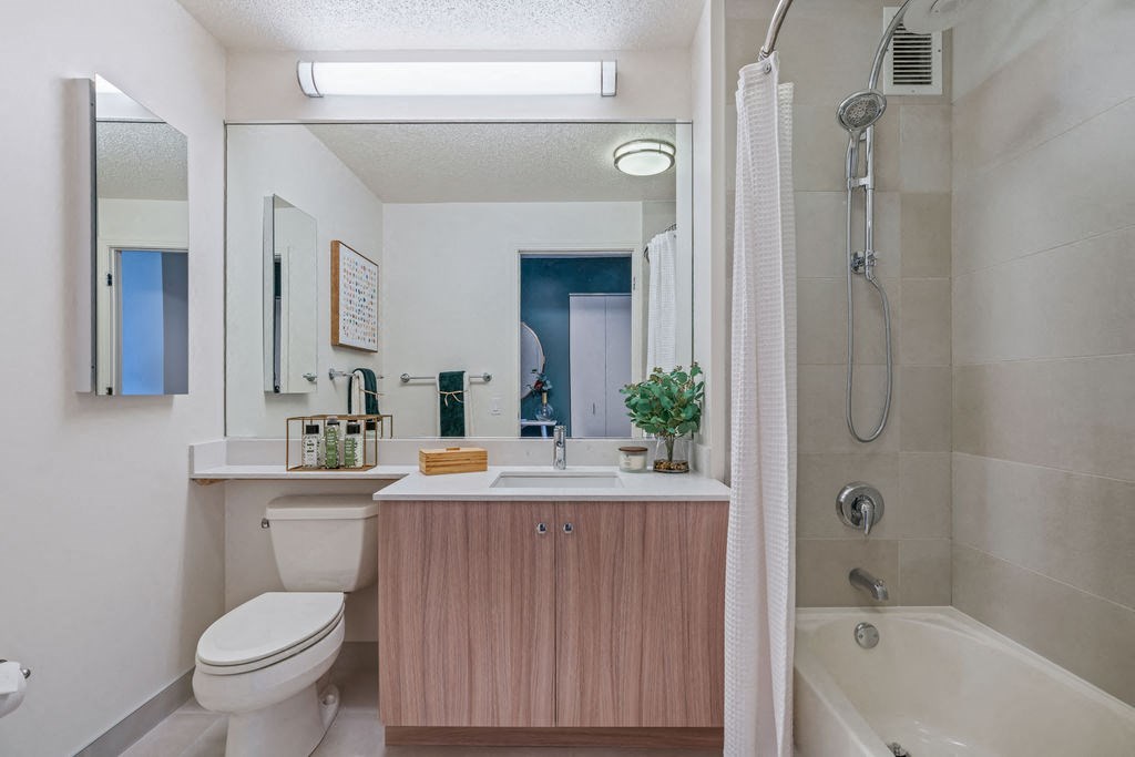 Upgraded luxury bathroom at Kingsbury Plaza, Chicago, IL, 60654