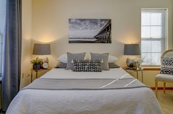 2161 Effingham Way Studio-1 Bed Apartment for Rent - Photo Gallery 9