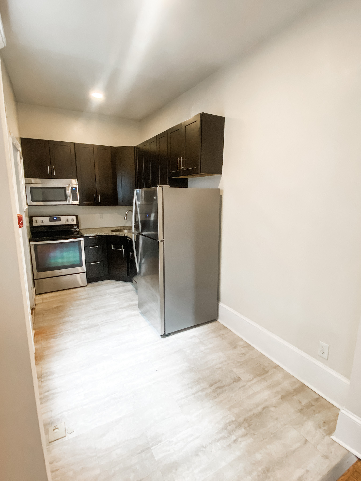 #2R: 1BR/1BA