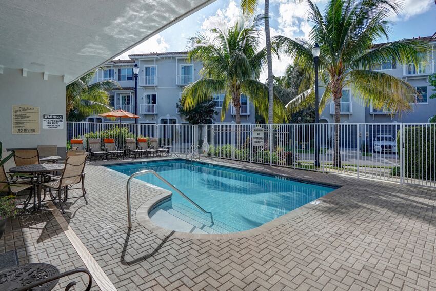 Midtown exterior 39