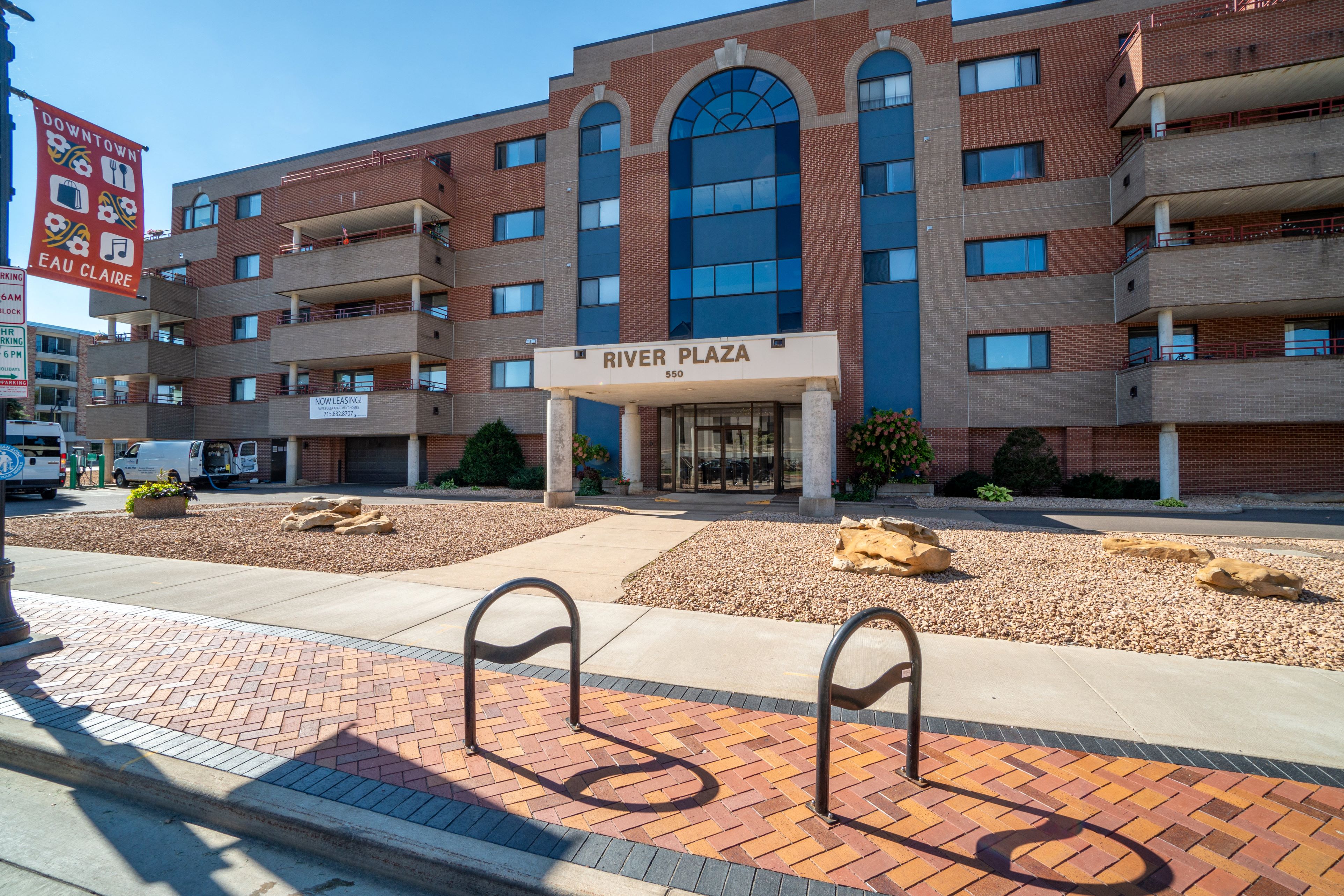 River Plaza Apartments