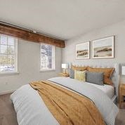 Beautiful 2 Bedroom with Lots of Light!