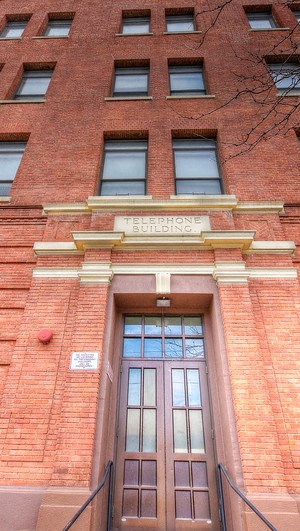 Exterior of building entrance - Photo Gallery 6