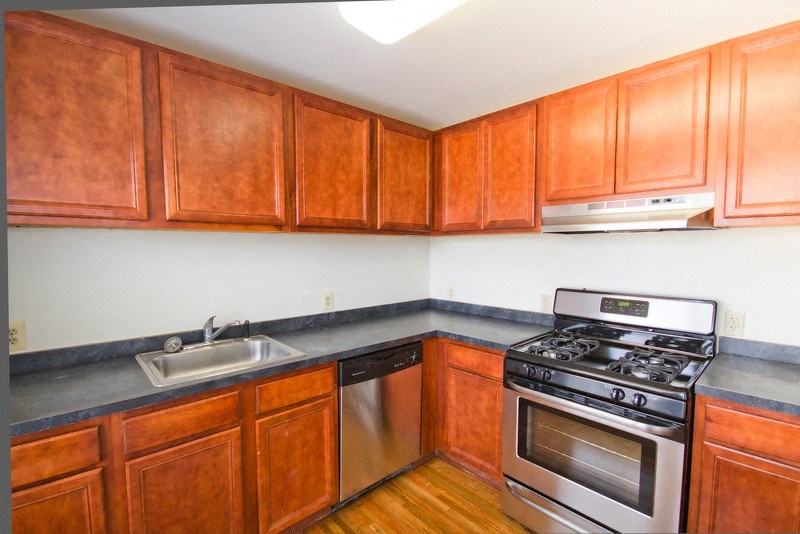 Best 2 Bedroom Apartments in Newark, NJ: from $931 | RENTCafé