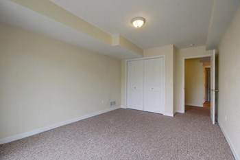 224 Baldwin Street 2-5 Beds Apartment for Rent - Photo Gallery 8