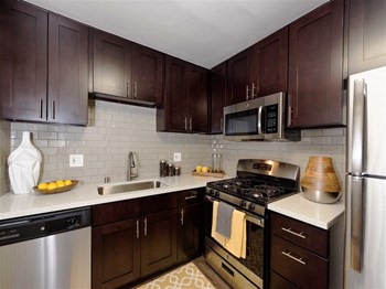 Top-of-the-line Kitchens at The Verandas Apartments, CA, 91791