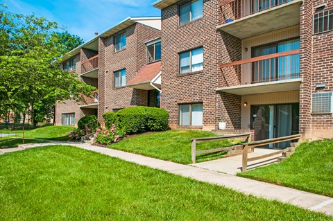 our apartments have a walkway to the front entrance