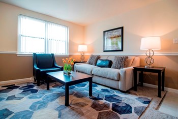 4412 LaPlata Avenue, #J 1-2 Beds Apartment for Rent - Photo Gallery 2