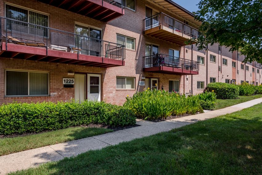 Southview Apartments, 1311 Southview Drive, Oxon Hill, MD RentCafe