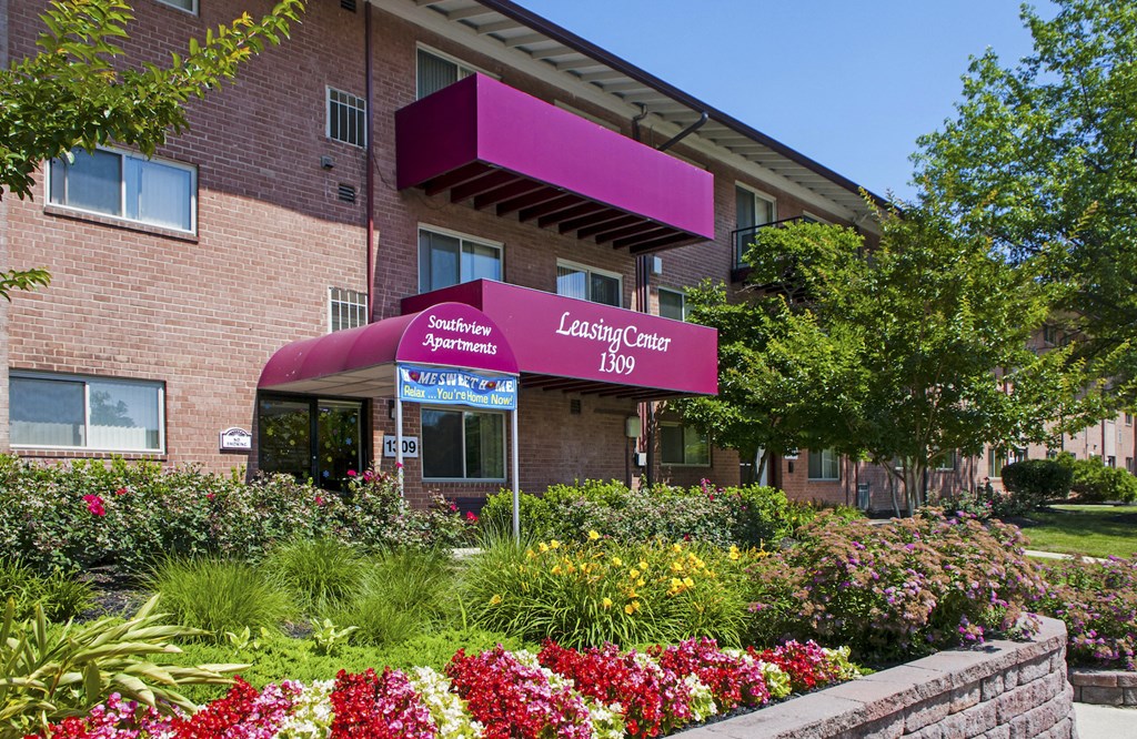 Southview Apartments, 1311 Southview Drive, Oxon Hill, MD RentCafe