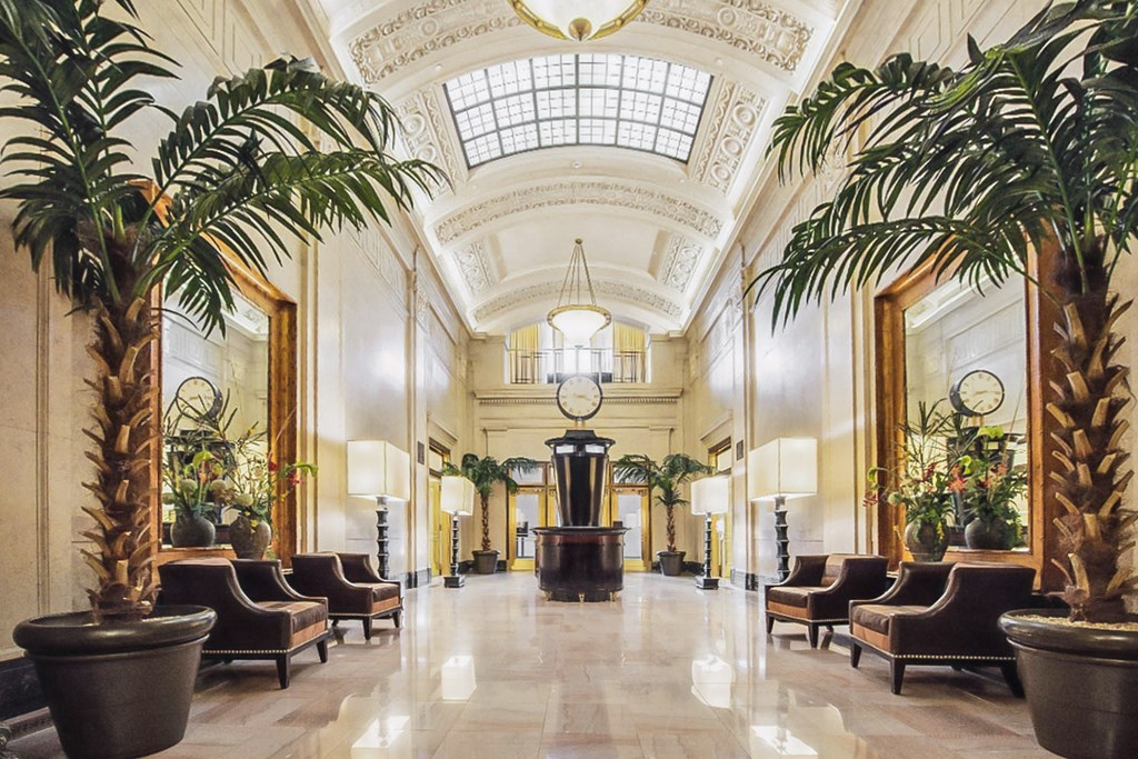 the lobby of the guaranty bank building in times square