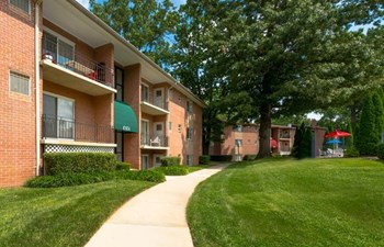 14 Enchanted Hills Rd. 1-3 Beds Apartment for Rent - Photo Gallery 3